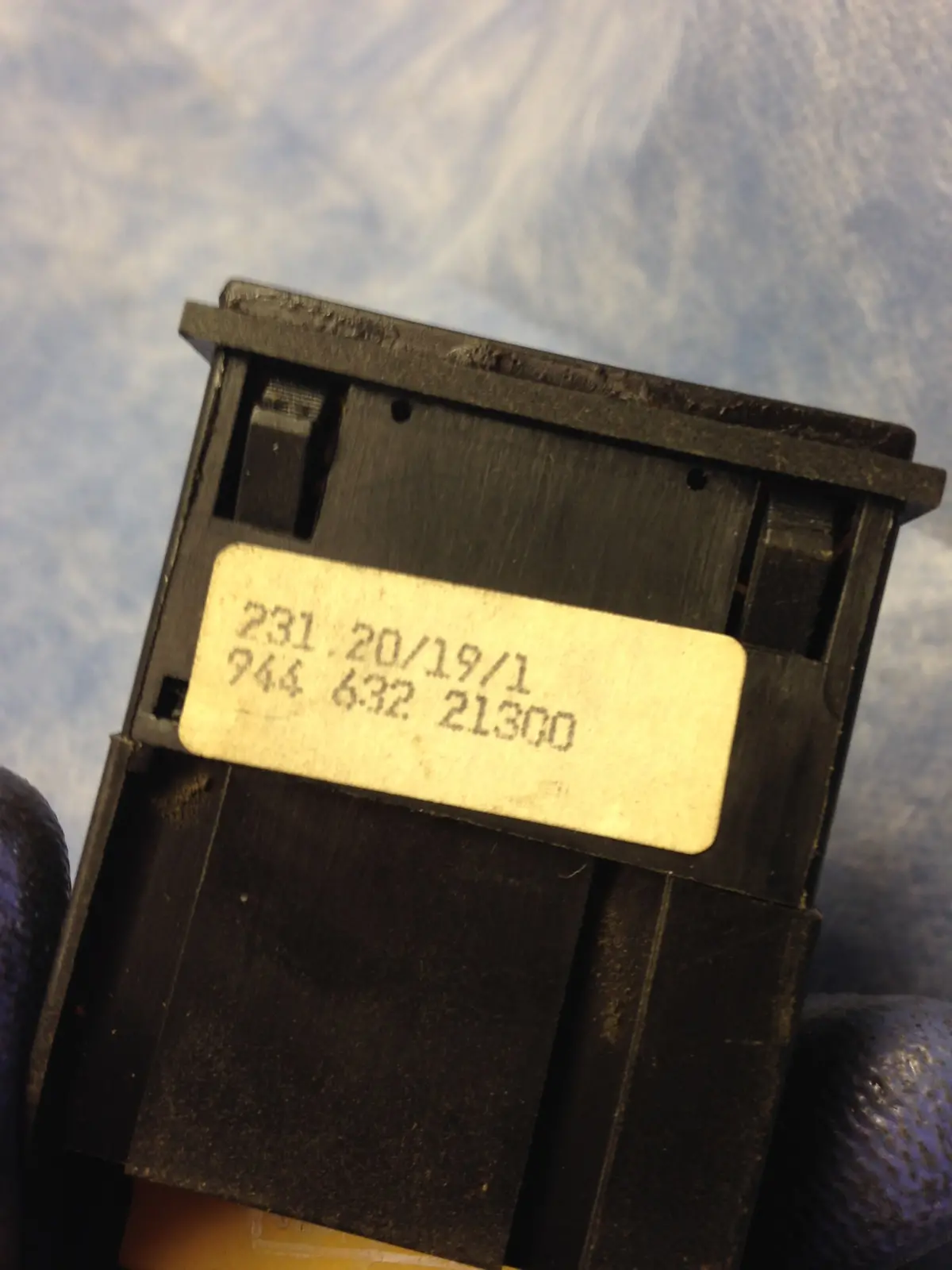 911 Combination Seatbelt Brake Wear Handbrake Warning Indicator Light Black - 944.632.213.00 2