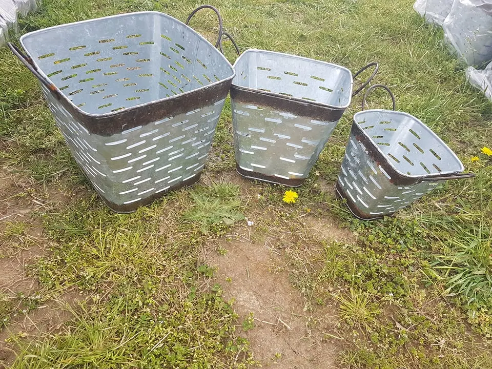 Tin - Galvanized Square Bucket 1