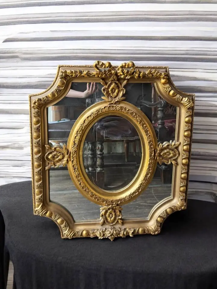 Ornate Gilt Oval-Inset Mirror With Ribbon & Laurel Accents 1