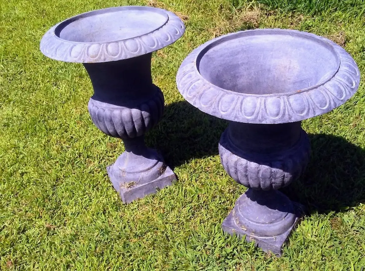 Urns Cast Iron -Pair Tall Planter 1