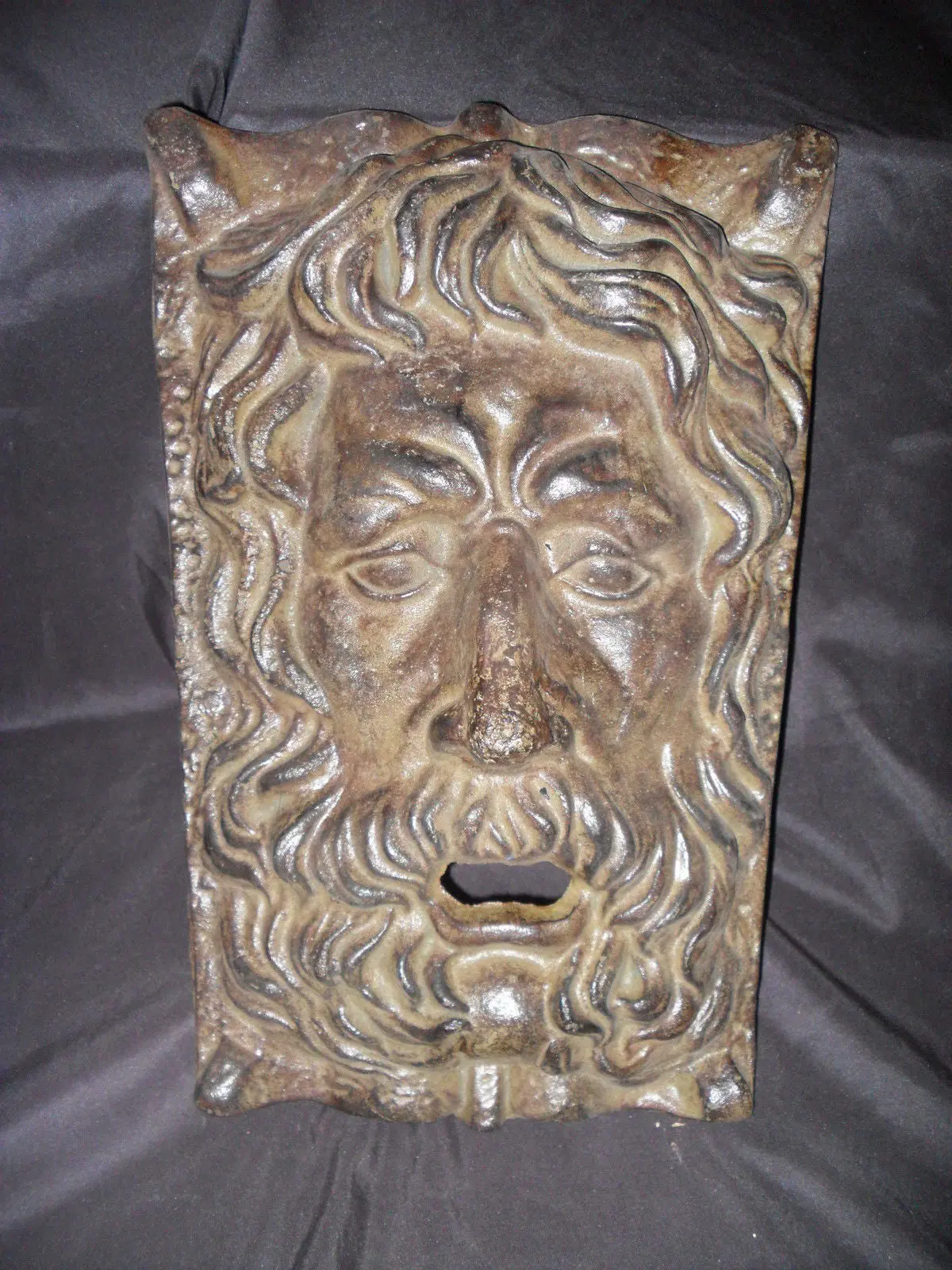 Cast Iron - Gothic Face Wall Art / Fountain Facade 1