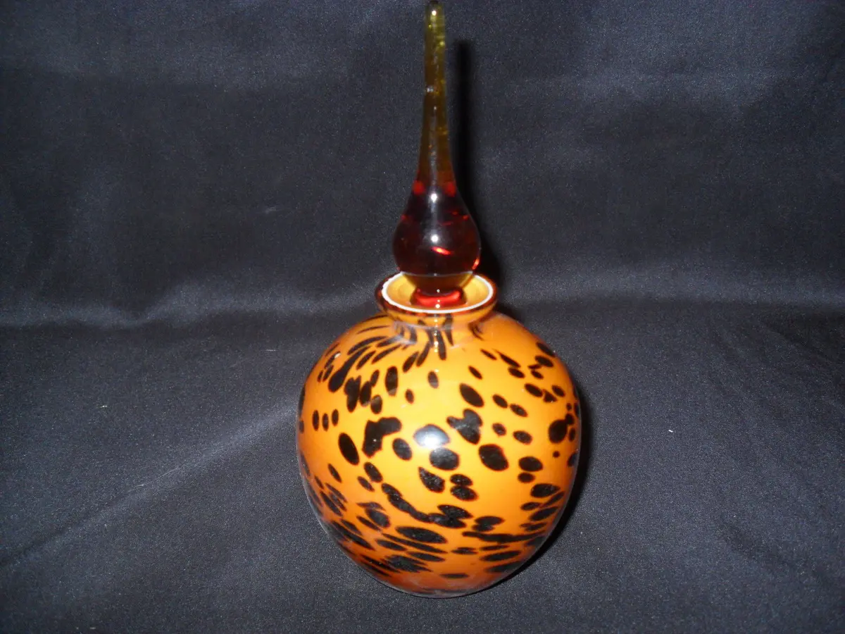 Glass Bottle - Perfume Bottle With Stopper 1