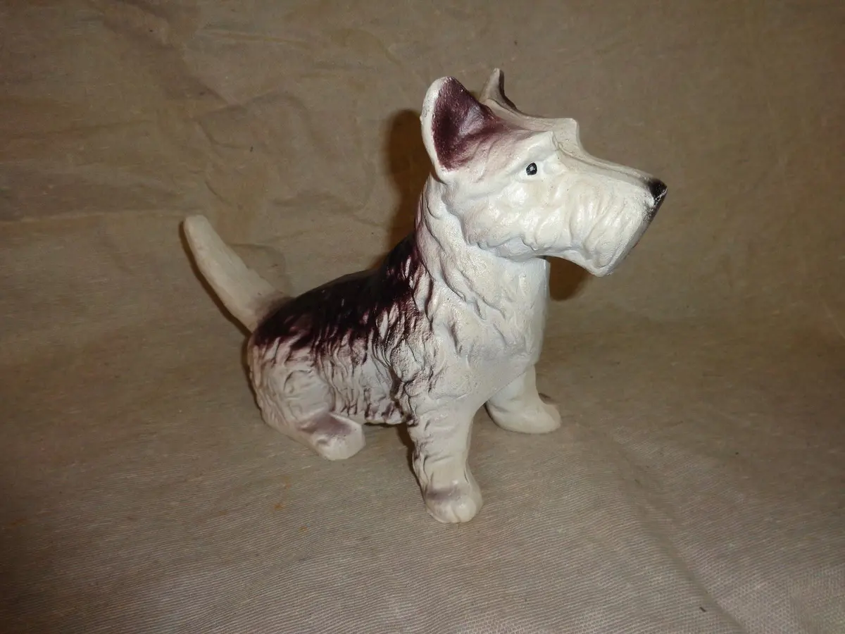 Cast Iron Doorstop - Snooza Dog 1