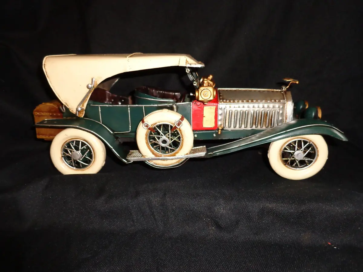 Vintage Toys - Rio 1931 Rolls Royce Hard Top Car 1