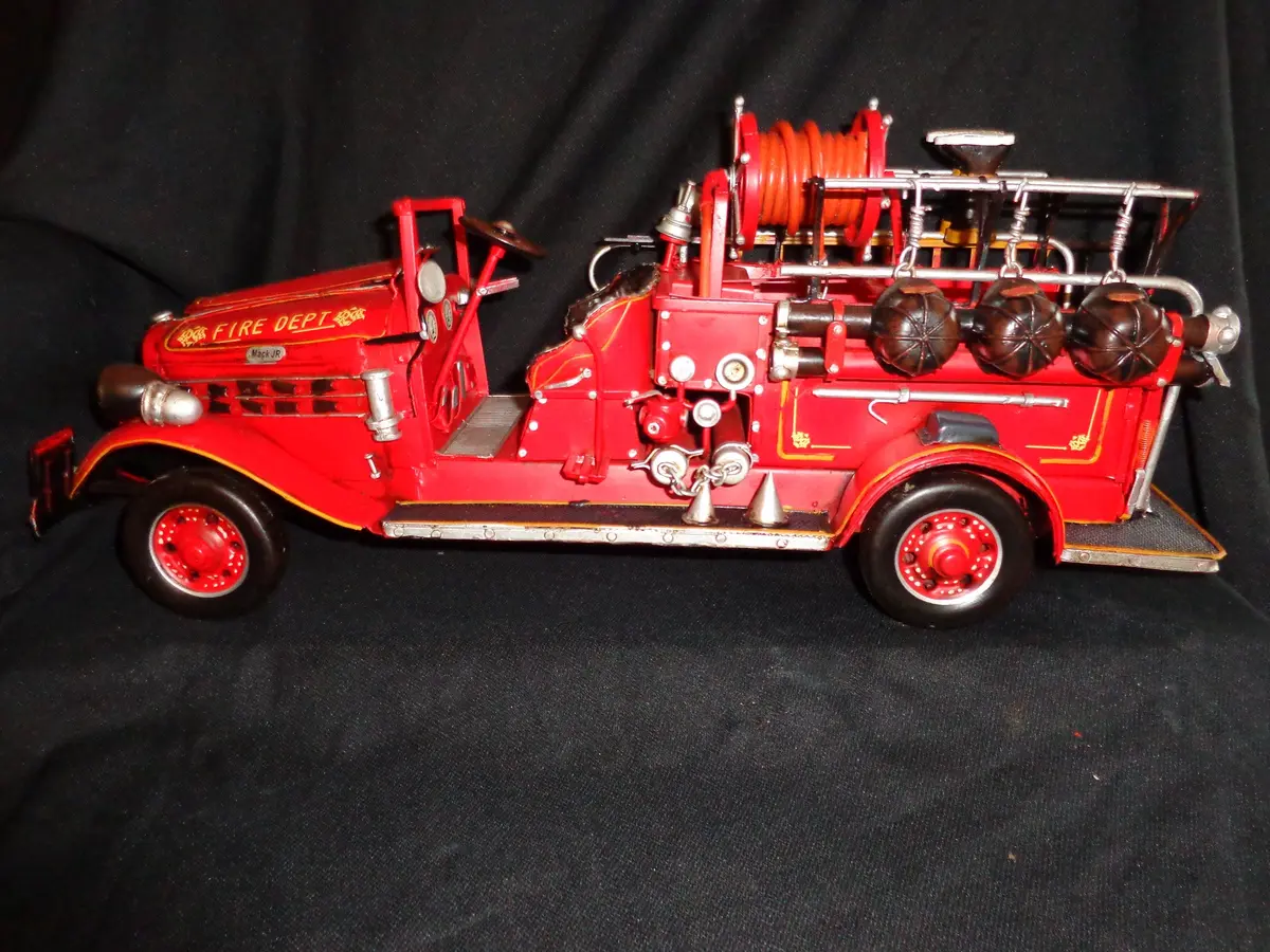 Vintage Toys - Us Mack Firetruck "Mack Jr." 1