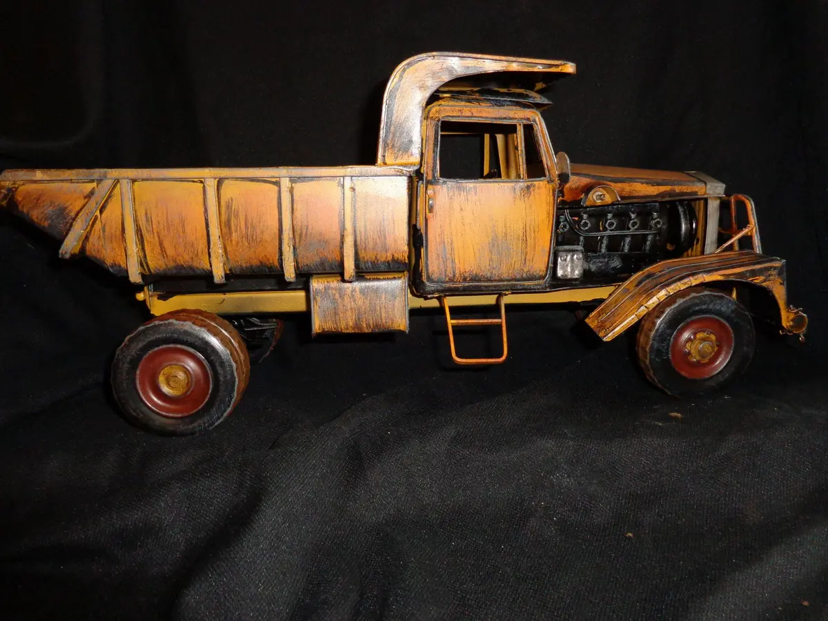 Vintage Toys - Yellow Dump Truck Tin Toy 1