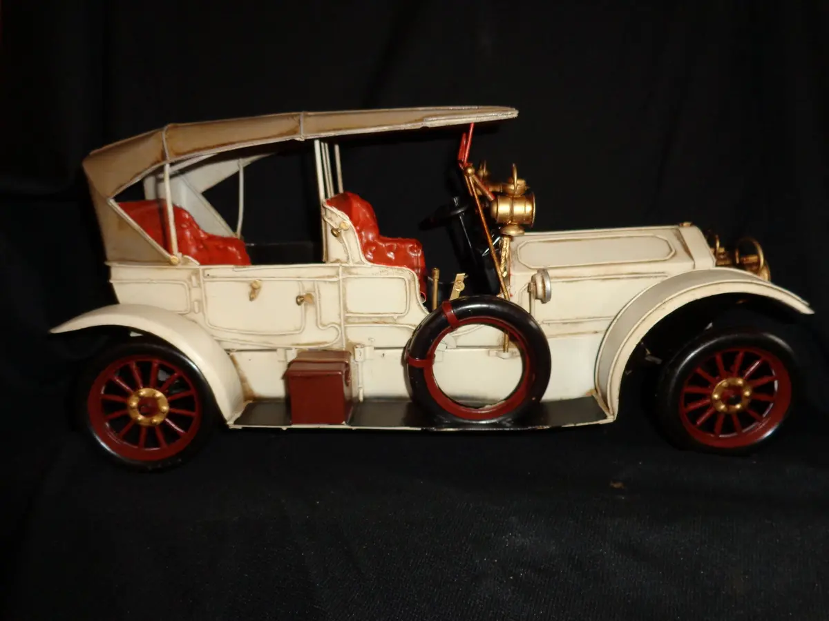 Vintage Toys - Ford Model T Touring Car Hard Top 1