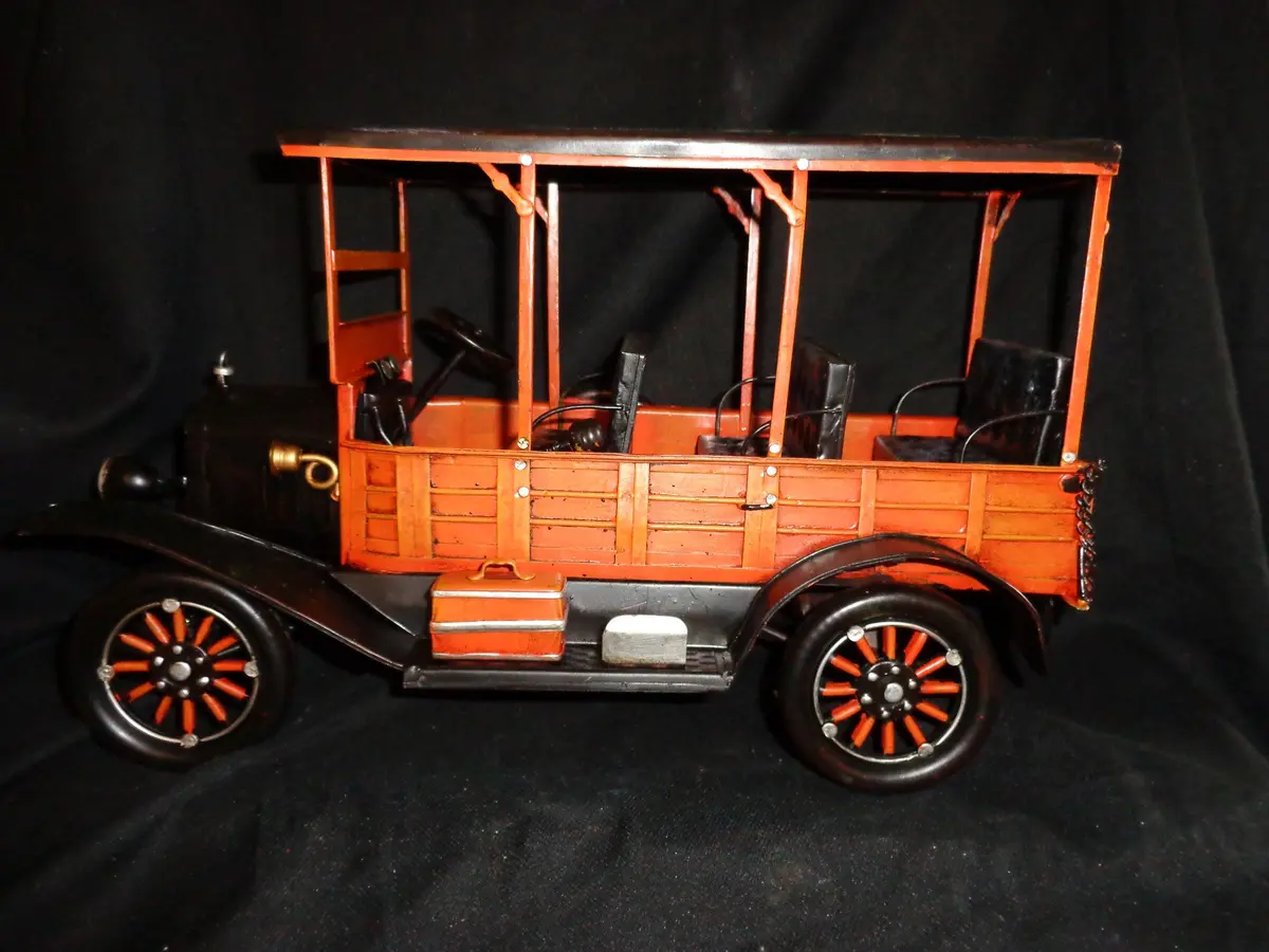 Vintage Toys - Ford Classic Model T Woodie Wagon 1926 1
