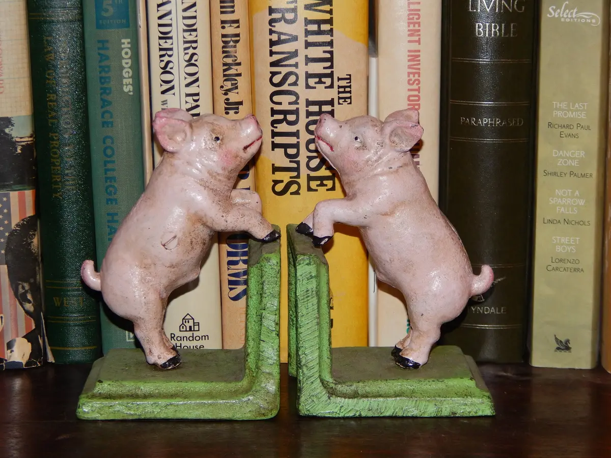 Bookends -Cast Iron Pair Vintage Style Pink Pig 1