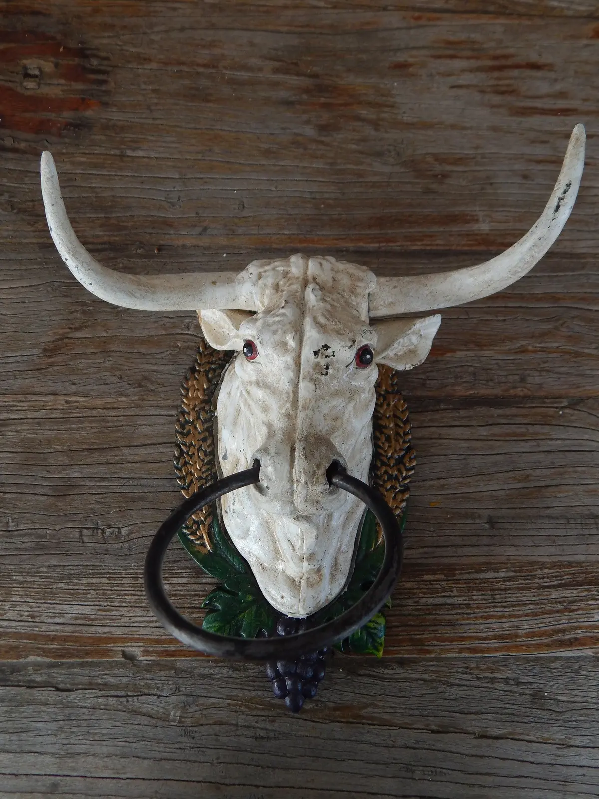 Cast Iron Towel Ring - Long Horn Bull 1