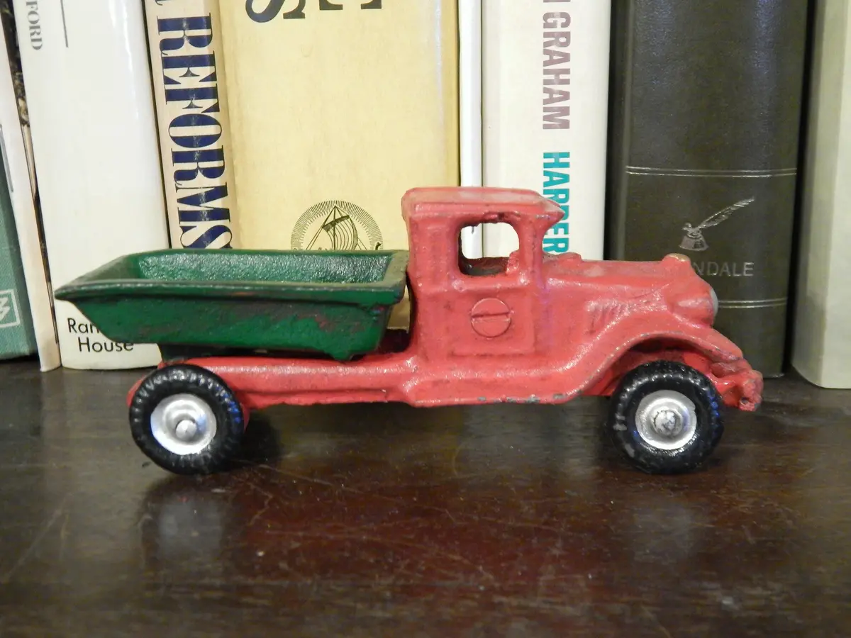 Cast Iron Figurine - Red Dump Truck 1