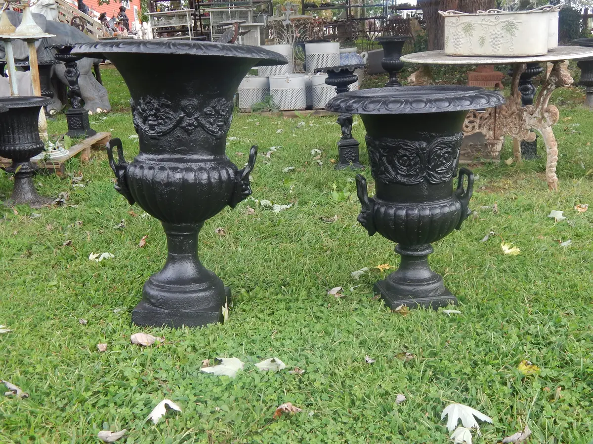 Urns Cast Iron -Pair Short Black Lion Handle 1