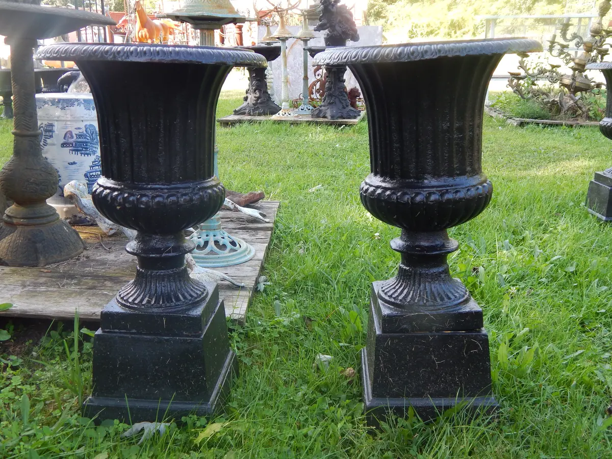 Urn Cast Iron - Pair 2 Piece Black Planter 1