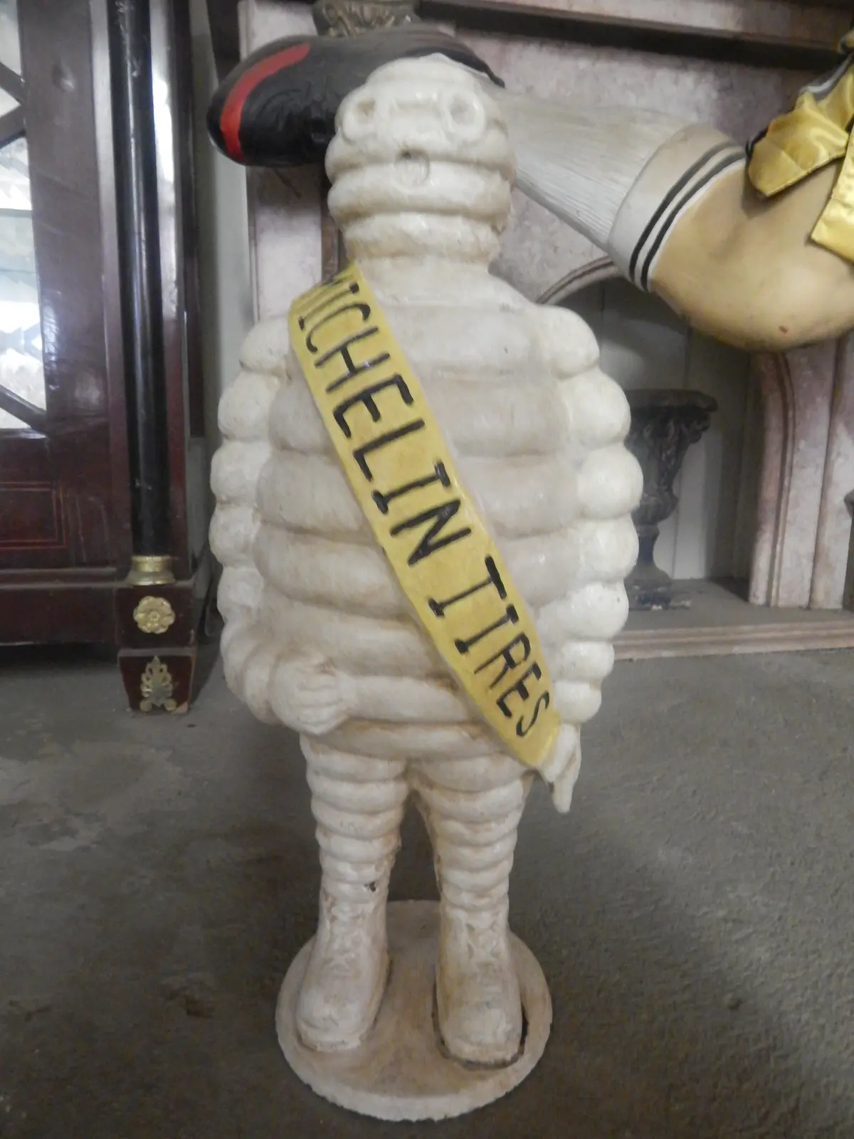 Michelin Figurine -Cast Iron Michelin Man Standing 1