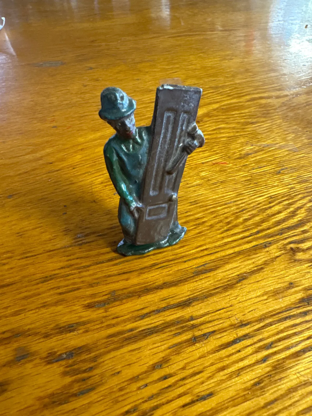 Lead Black Americana Handy Man 1