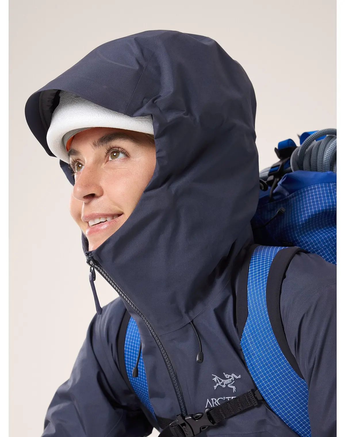 Beta Ar Jacket Stormhood (Women's) - X000006794 - Past Season 15
