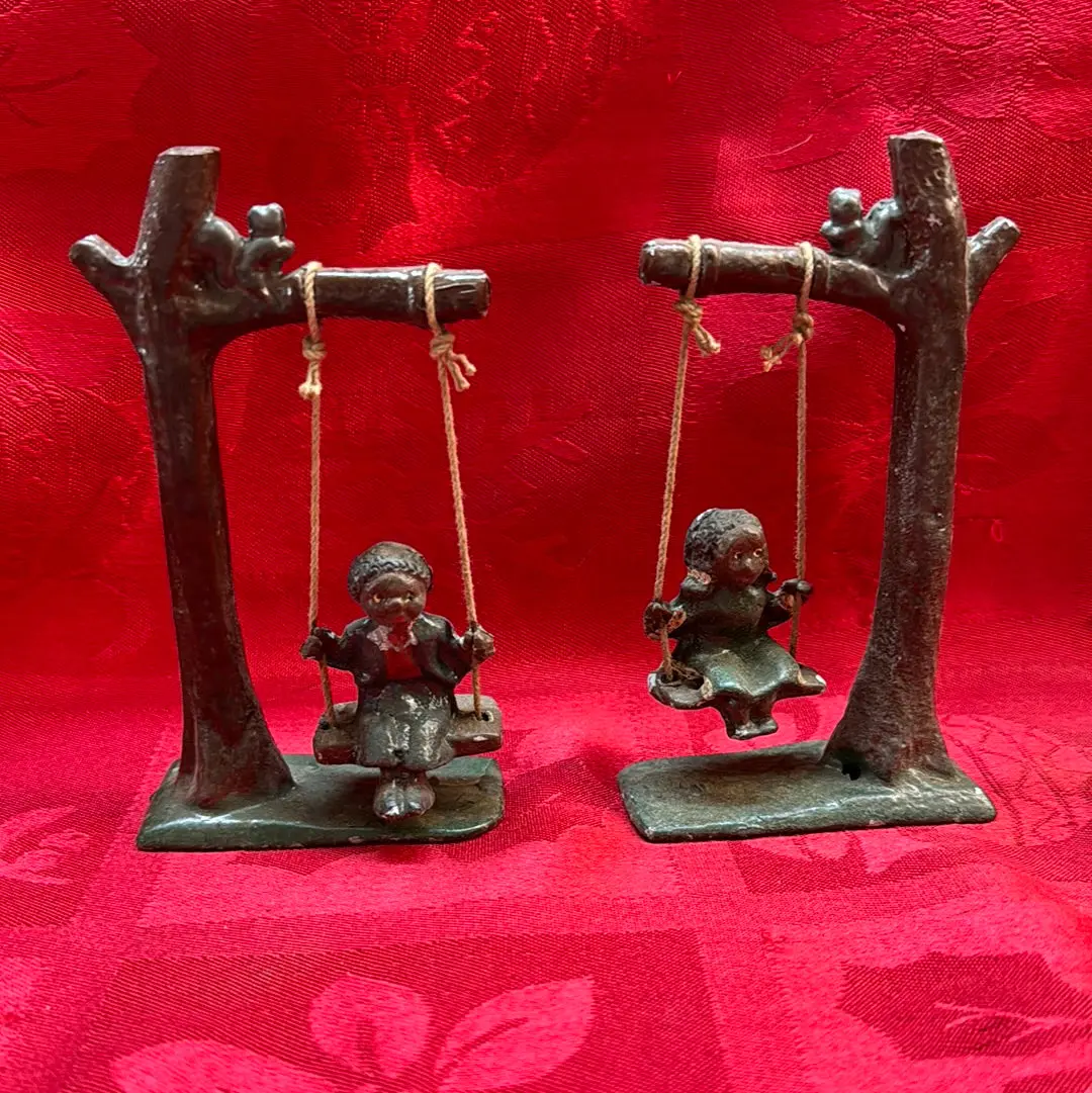 Lead Black Americana Boy & Girl Swinging Set 1