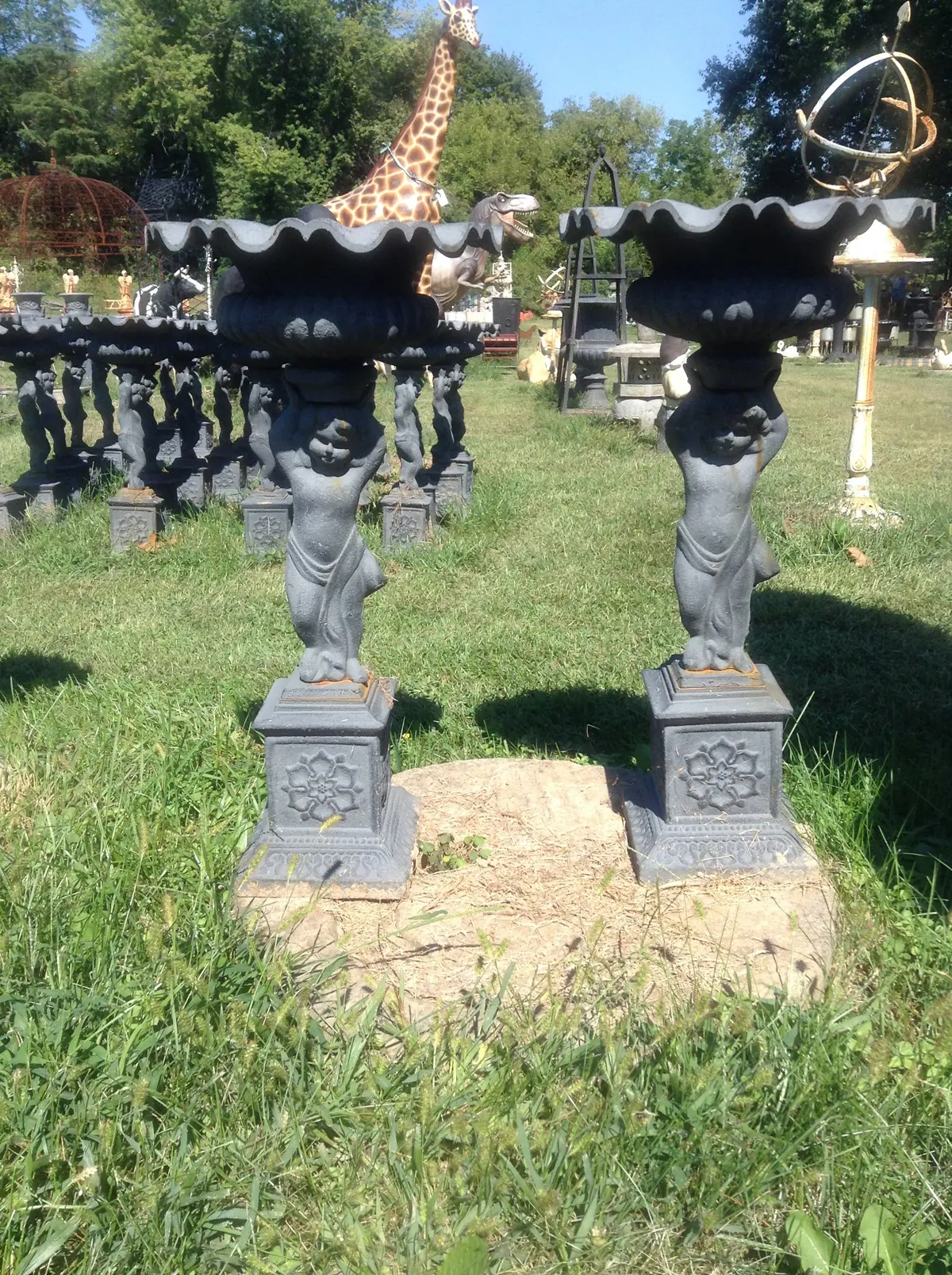 Urns Cast Iron - Pair Short Cherub 1