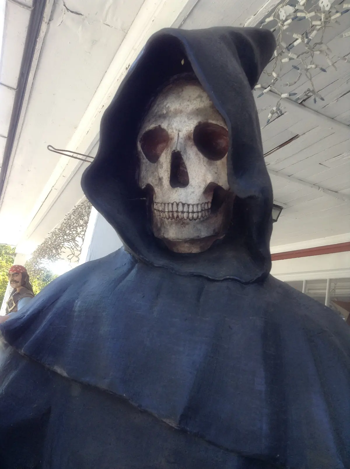 Statue - Life Size Halloween Grim Reaper 1