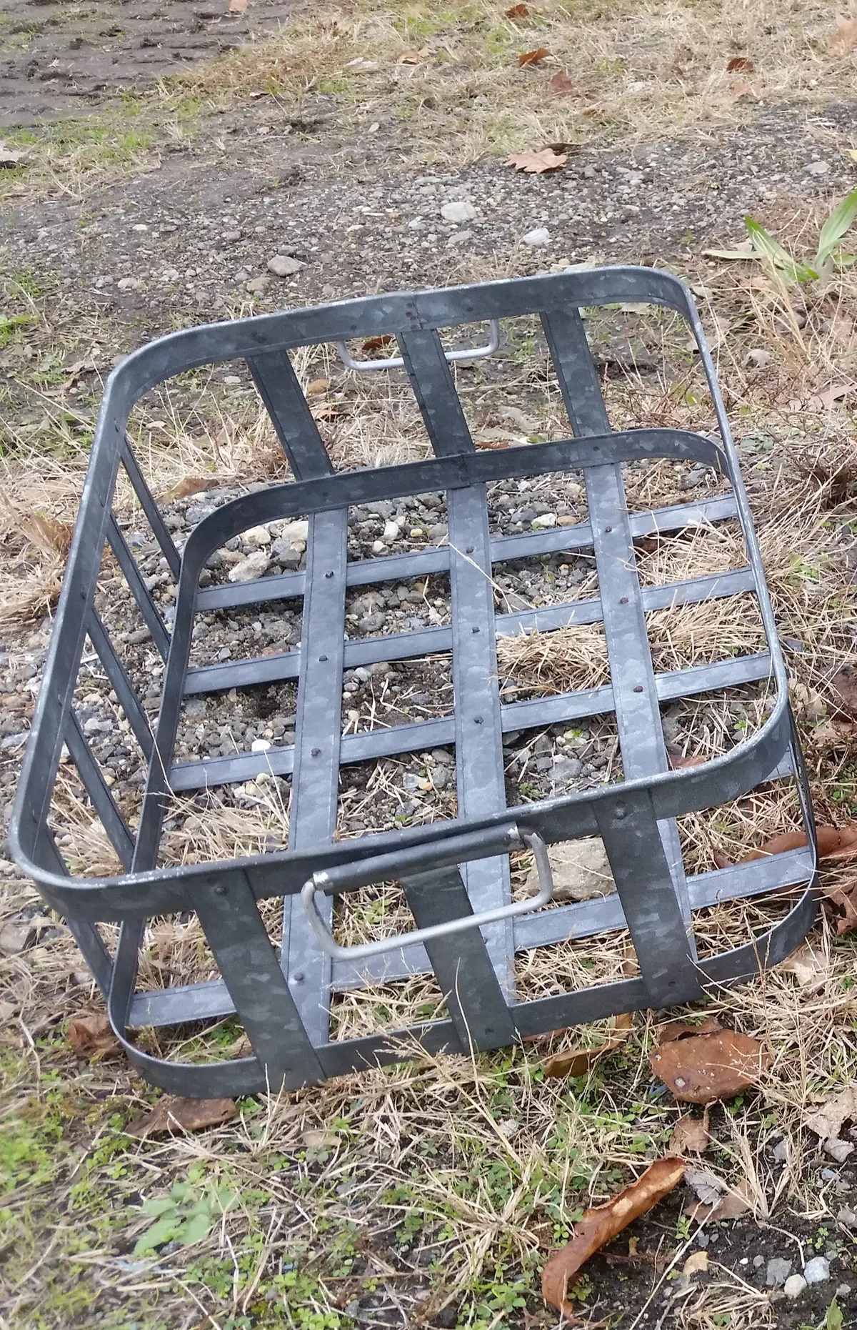 Metal Tin - Large Galvanized Metal Rectangular Basket With Handles 1