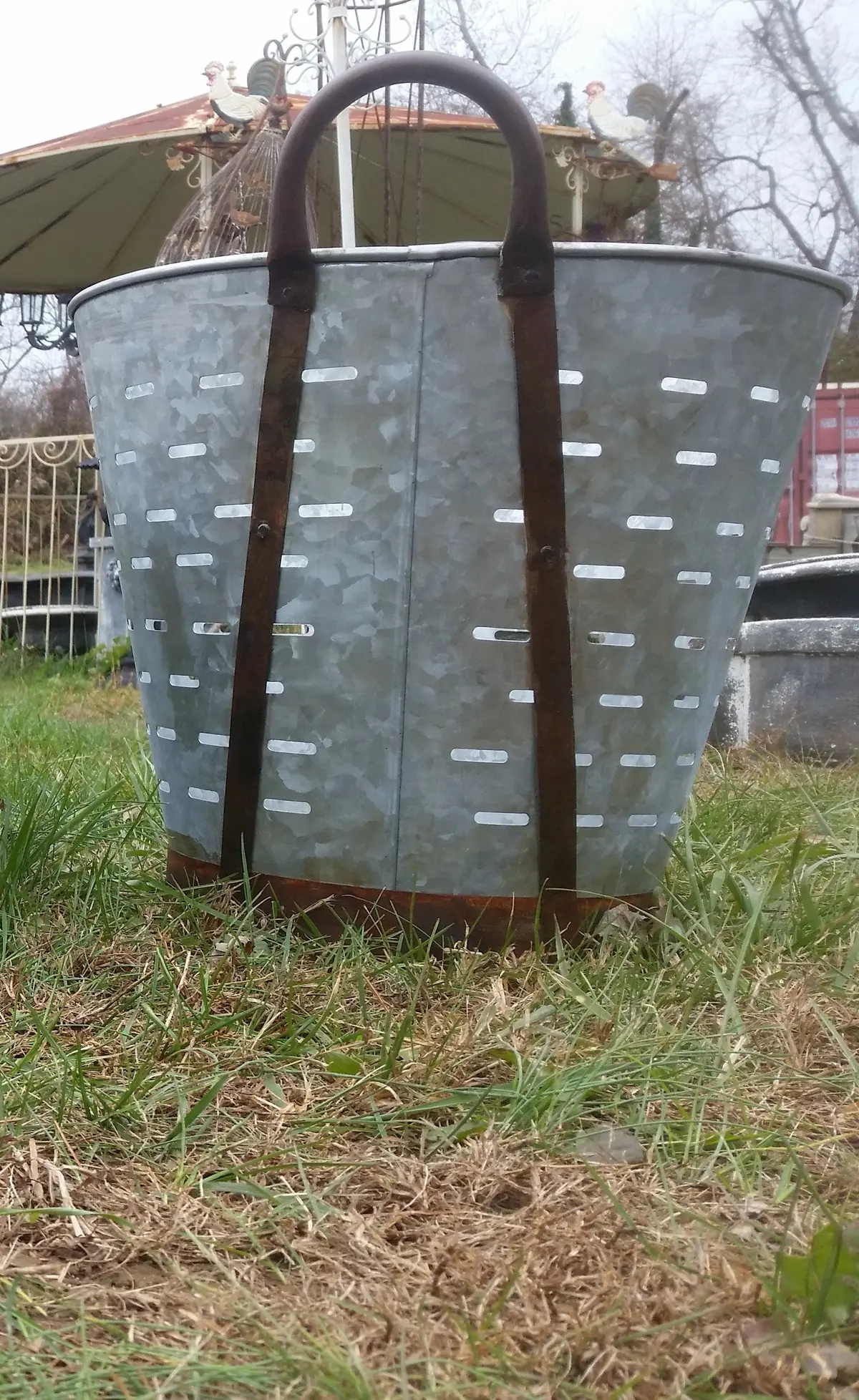 Metal Tin - Large Galvanized Metal Olive Bucket With Handles 1
