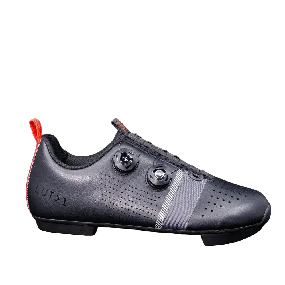 Leviathan 1.0 Cycling Shoe 1