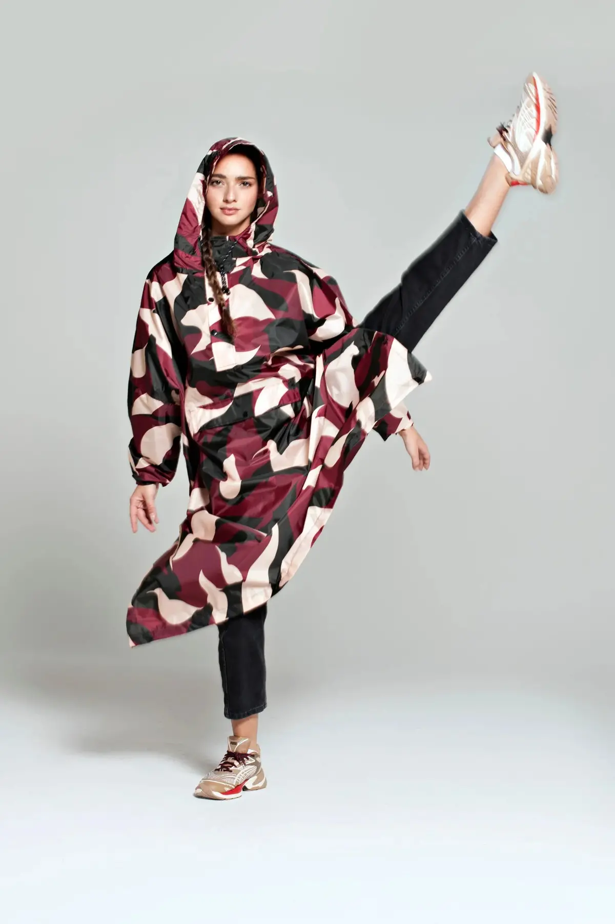 Malika Favre Animo Bordeaux - Rain Poncho 1