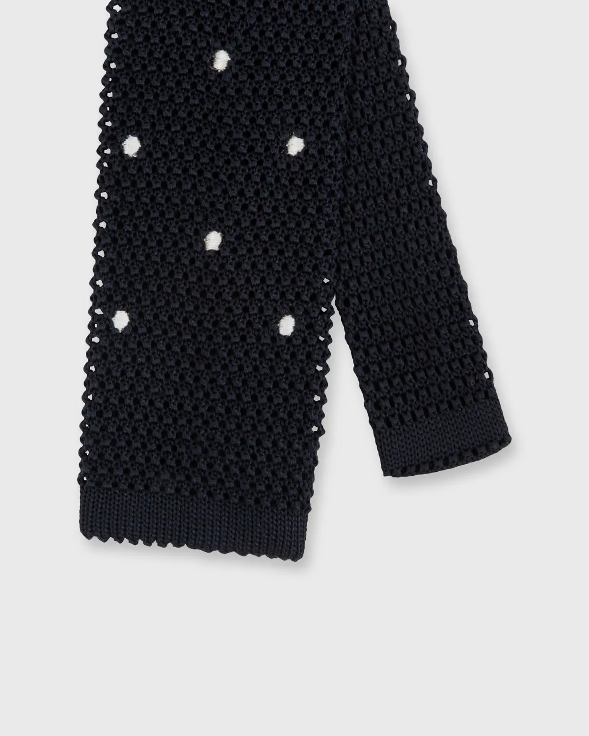 Silk Knit Tie In Navy/White Dot 1