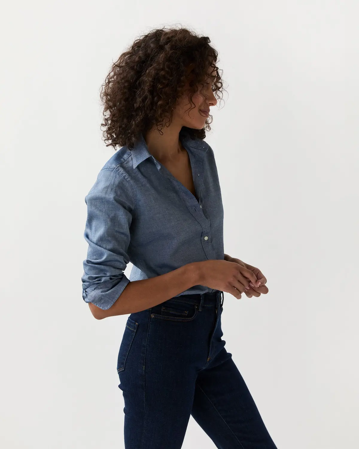 Icon Shirt In Indigo Cotolino Chambray 5