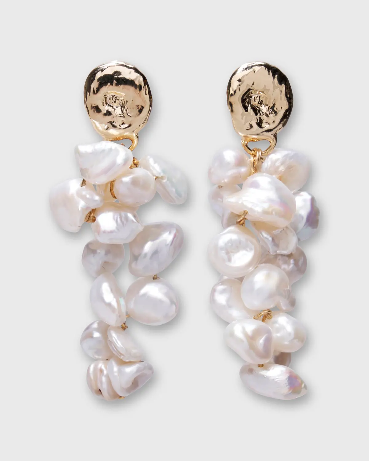 Maison Earrings In White 1