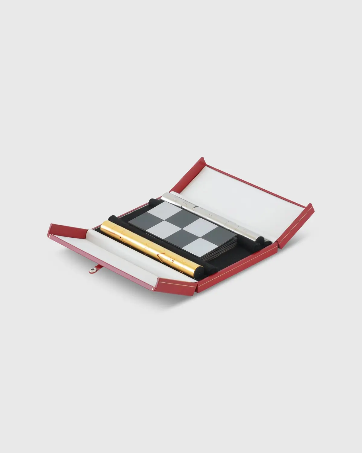 1972 Fide Commemorative Travel Chess Set 1
