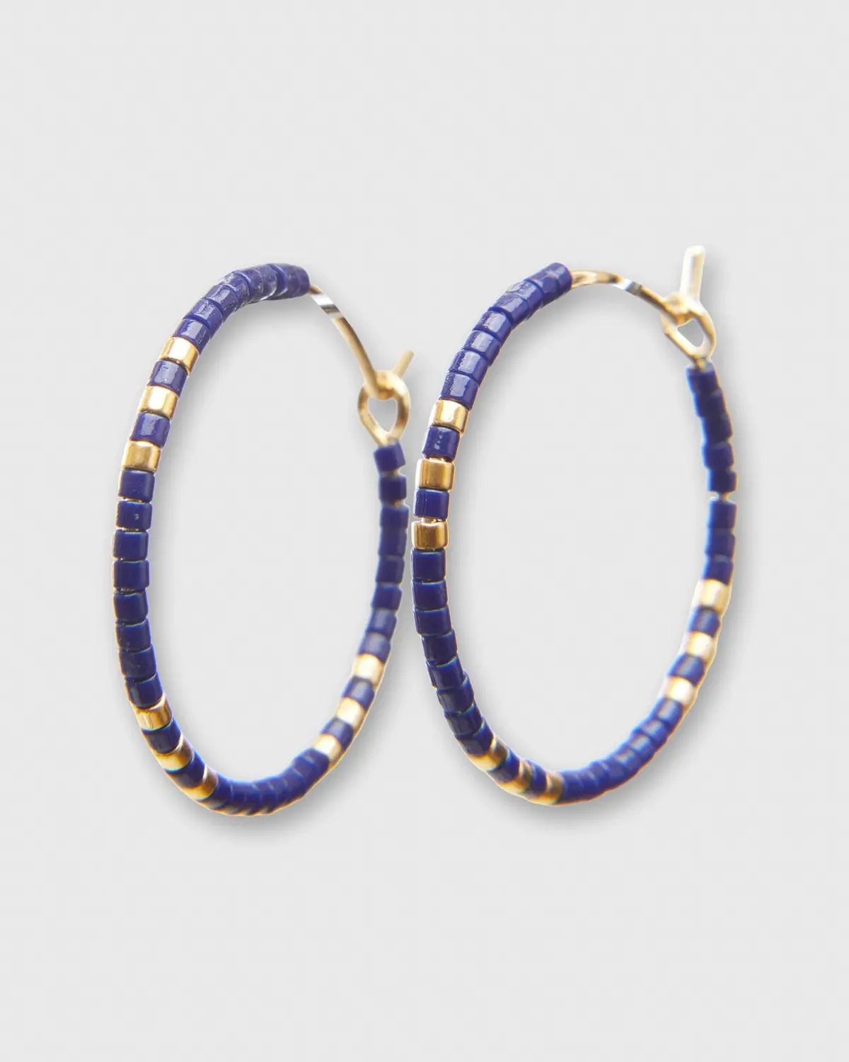 Small Zoe Hoop Earrings In Navy 2