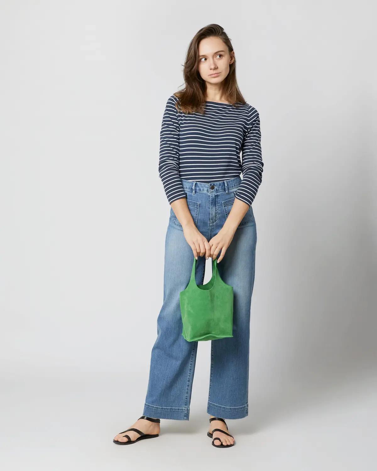 Paola Bucket Bag In Clover Suede 2