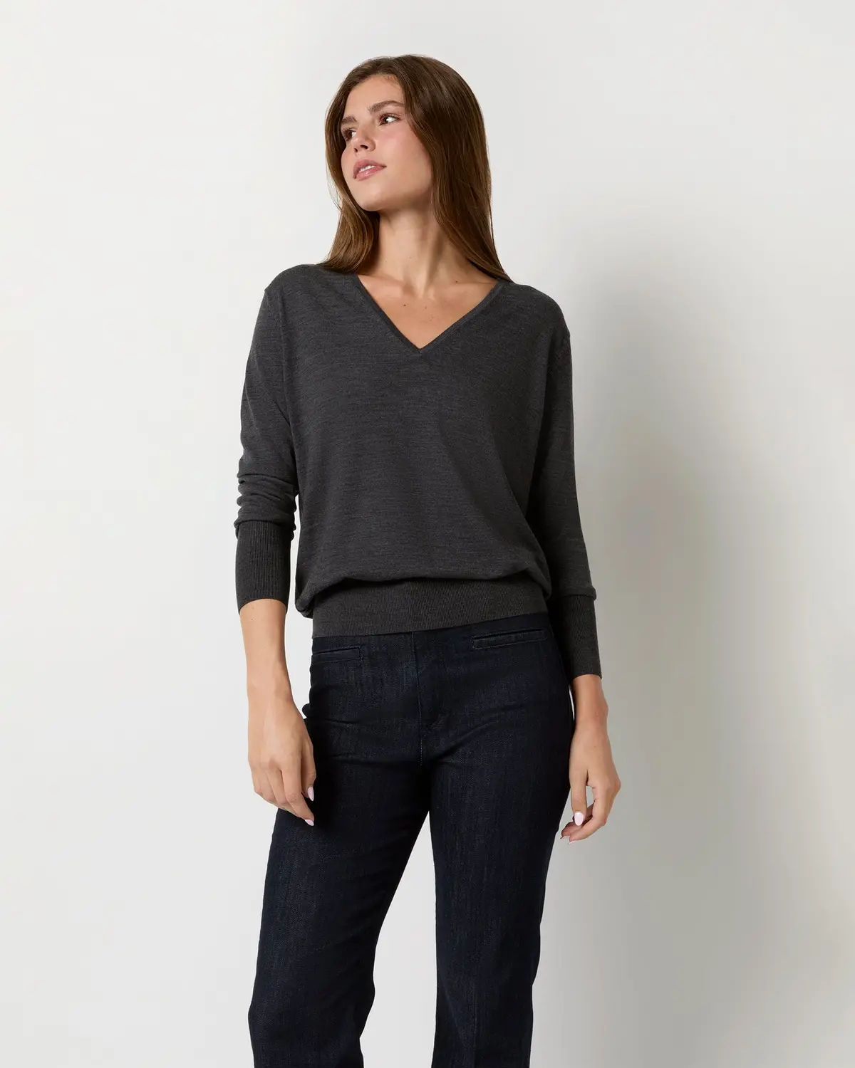 Kate V-Neck Sweater In Heather Charcoal Escorial Wool 1