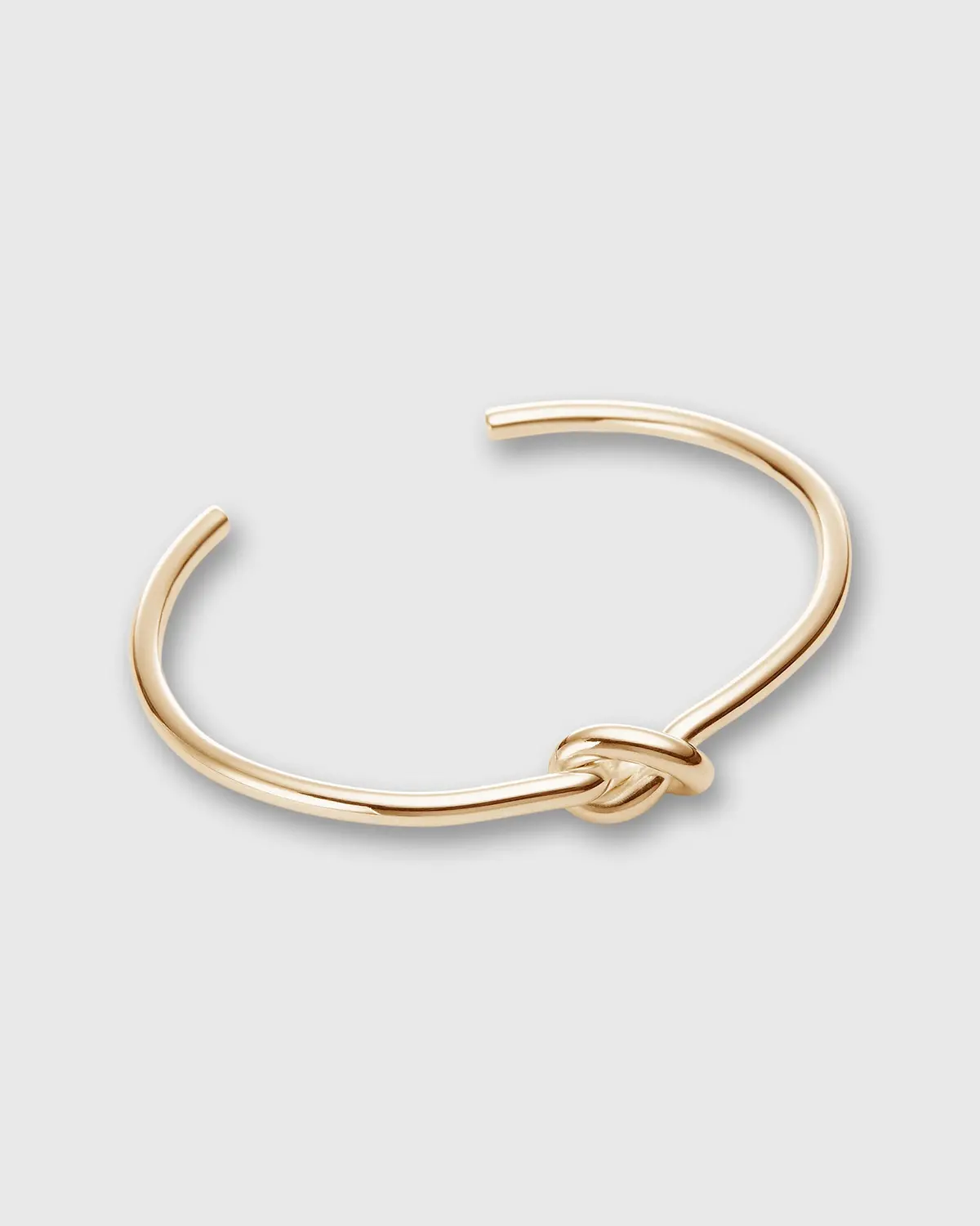 Small Knot Bracelet In Gold 1