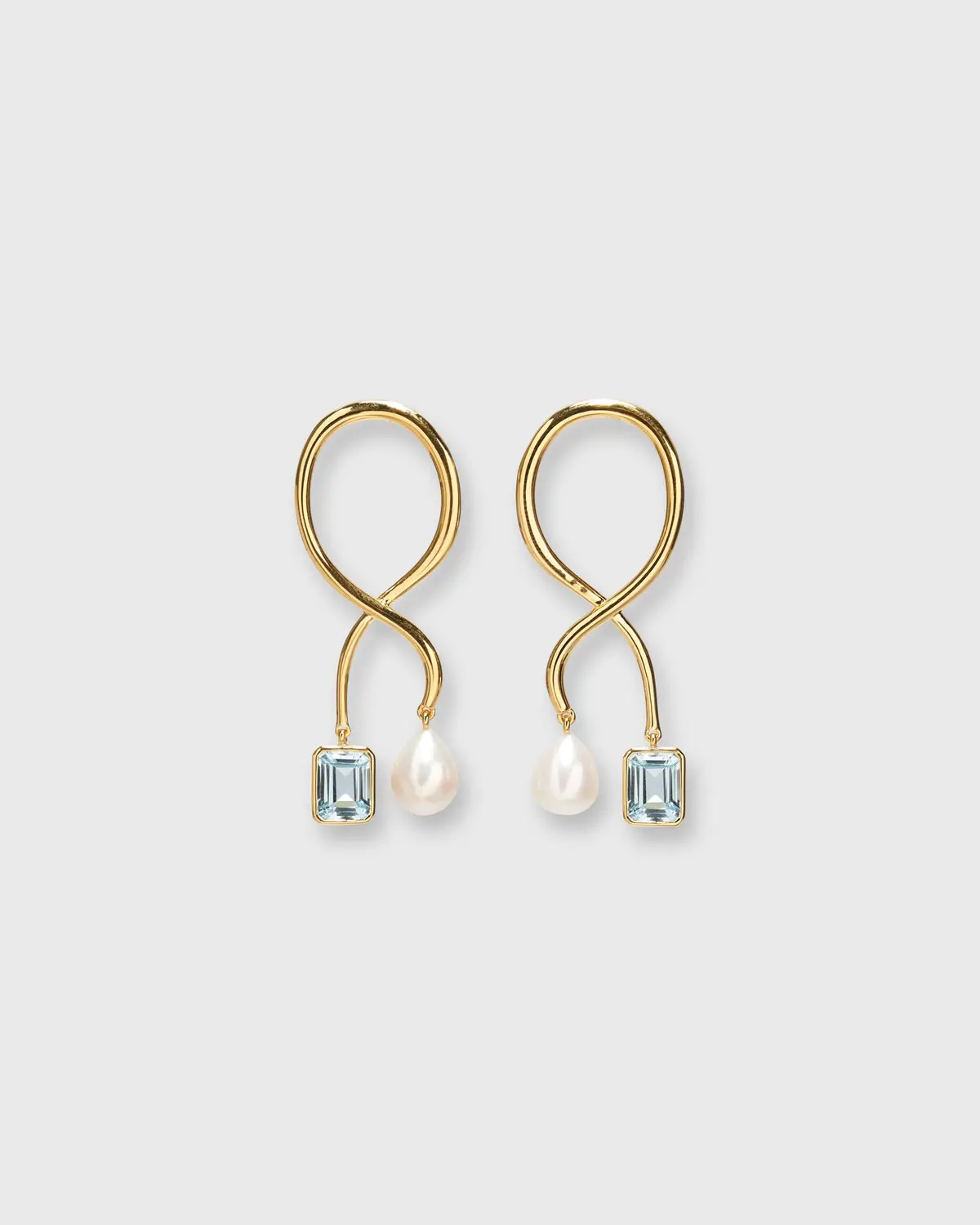 Etienne Earrings In Gold 1