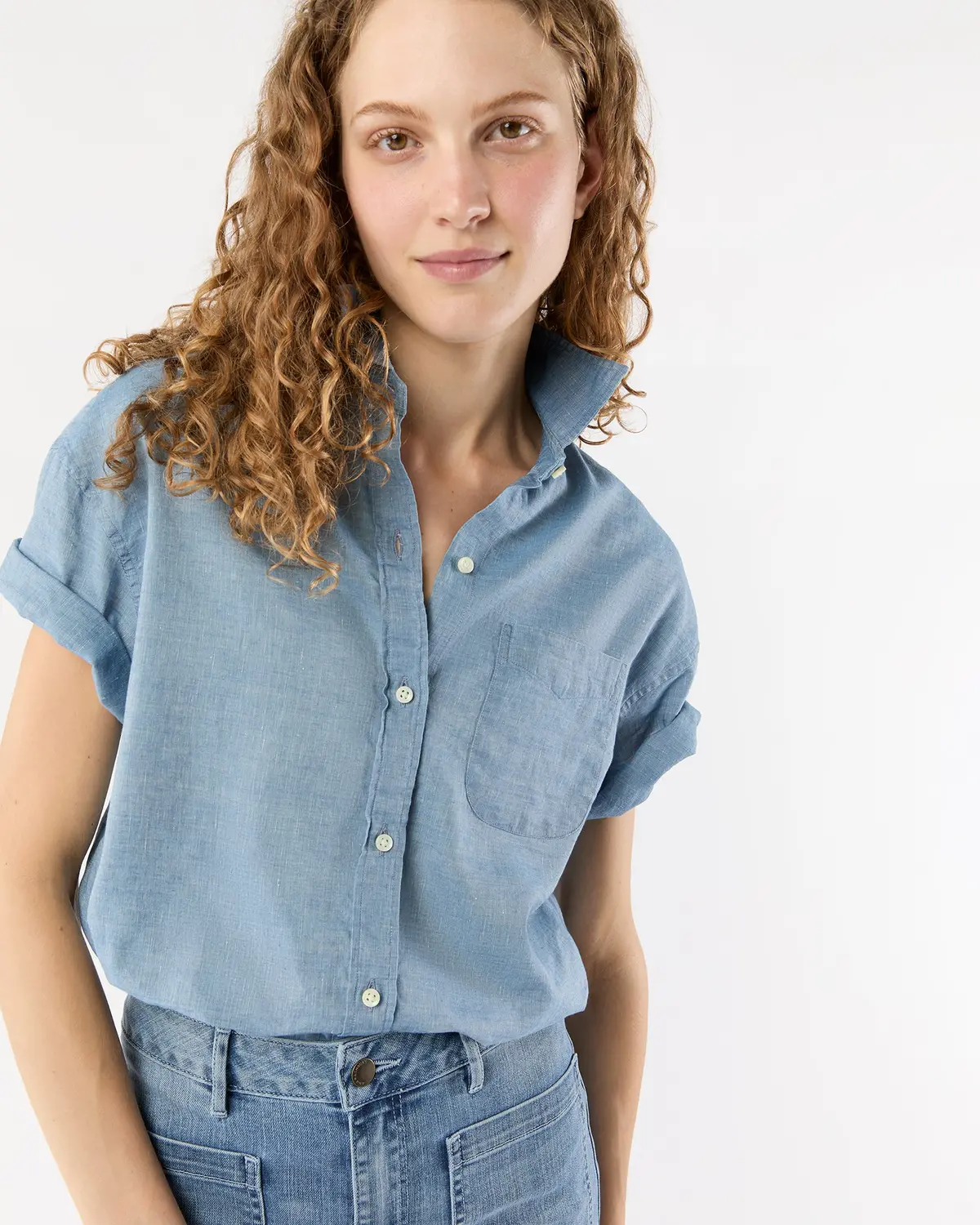 Agnes Shirt In Extra Light Washed Cotolino Chambray 1