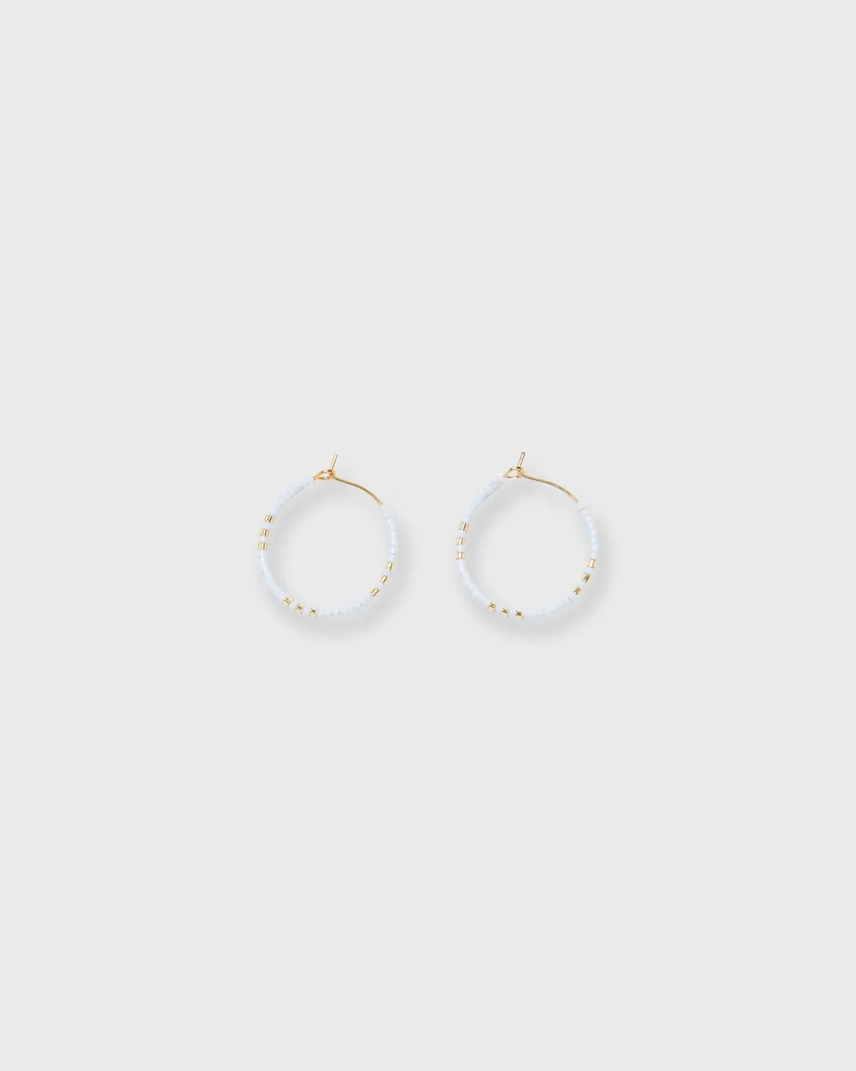 Zoe Hoop Earrings In Snow 1
