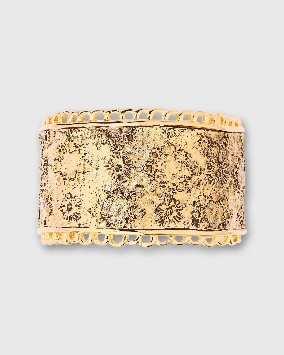 Loumeda Cuff In Gold 1