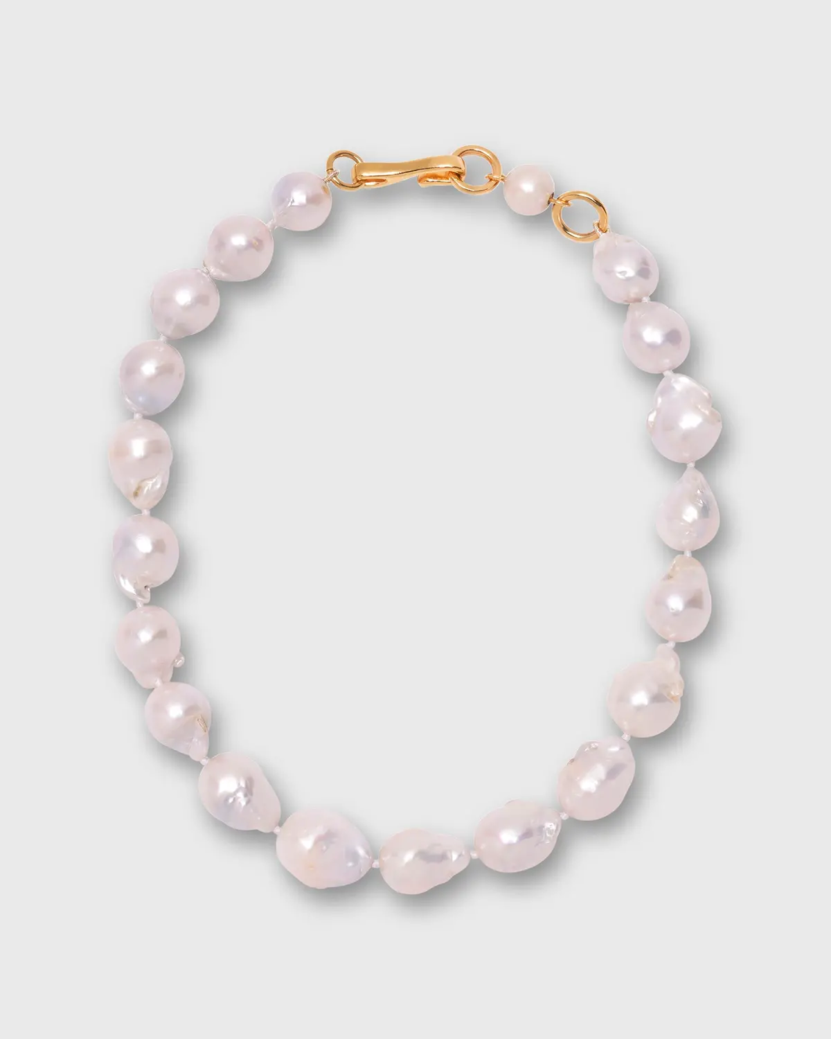 Claude Necklace In White 1