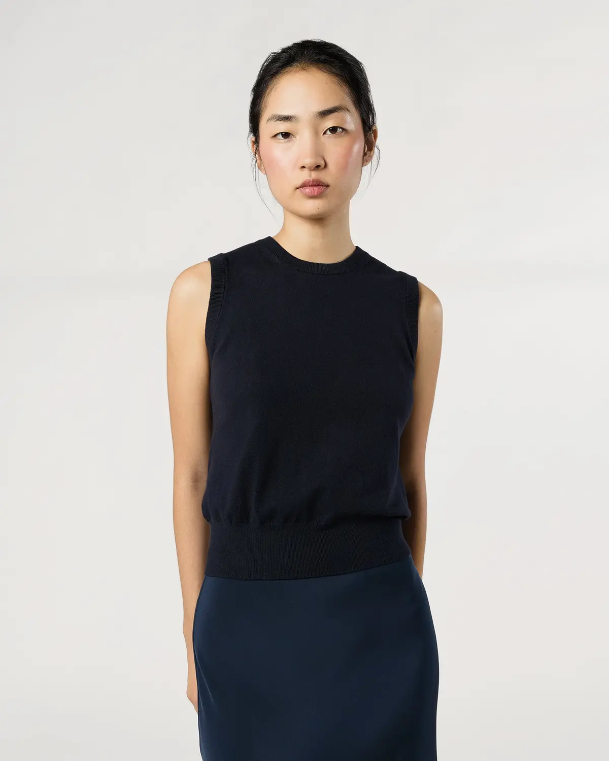 Rosie Shell In Deep Navy Cotton/Silk 1