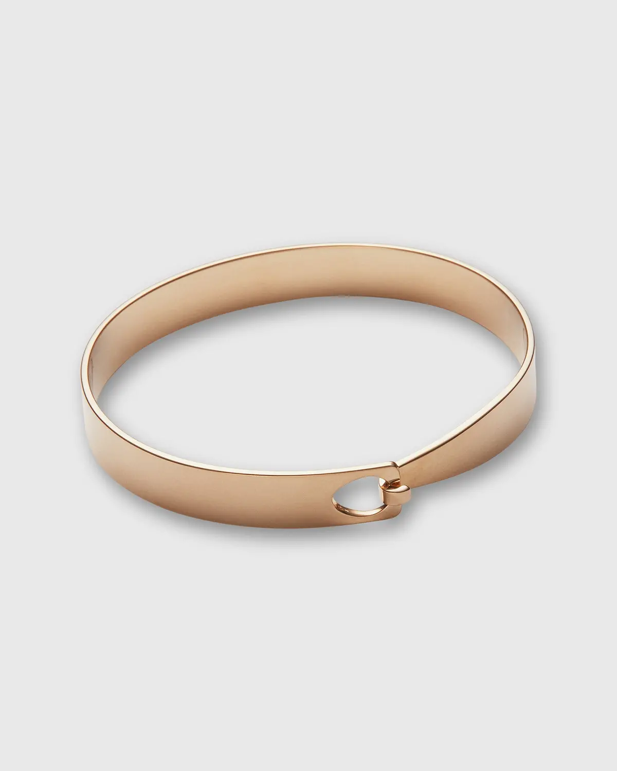 Wide Flat Cuff In Gold 1