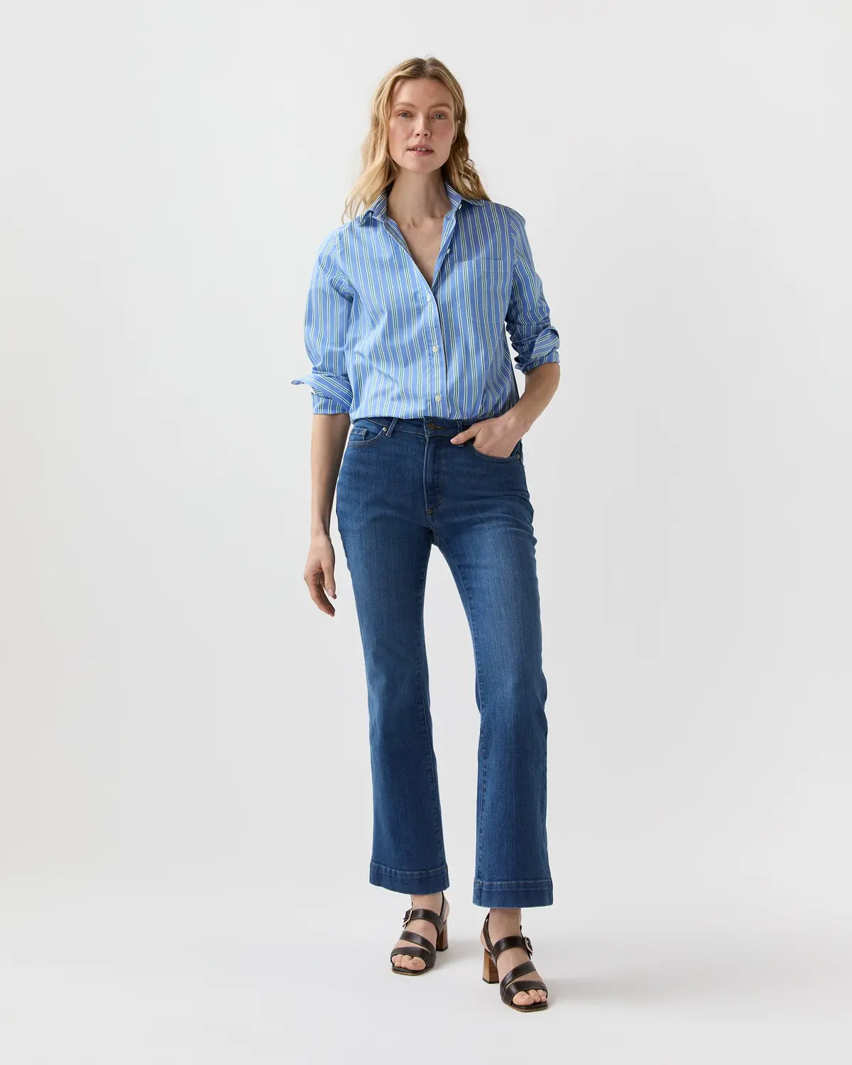 Kendall Flare 5-Pocket Jean In 3-Year Indigo Stretch Denim 1