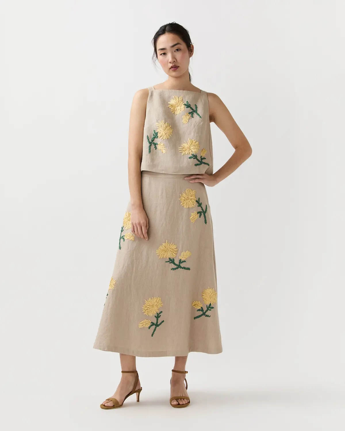 Square Gia Shell In Yellow/Flax Ribbon Embroidered Linen 4