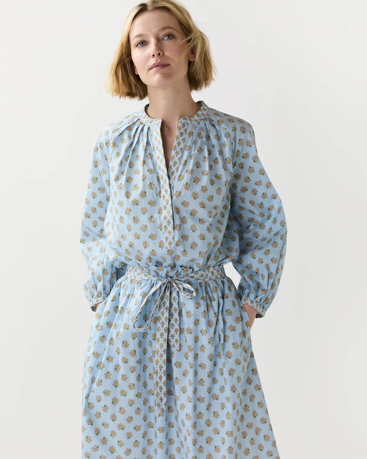 Sienna Top In French Blue/Tangerine Mixed Floral Printed Poplin 1