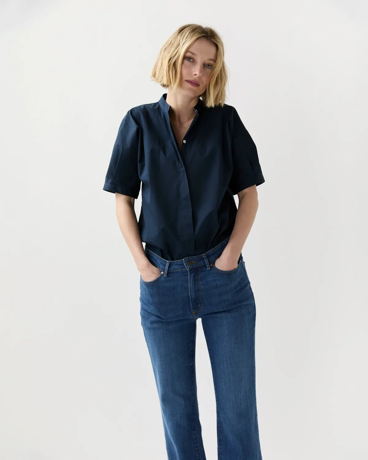 Perry Shirt In Navy Poplin 1