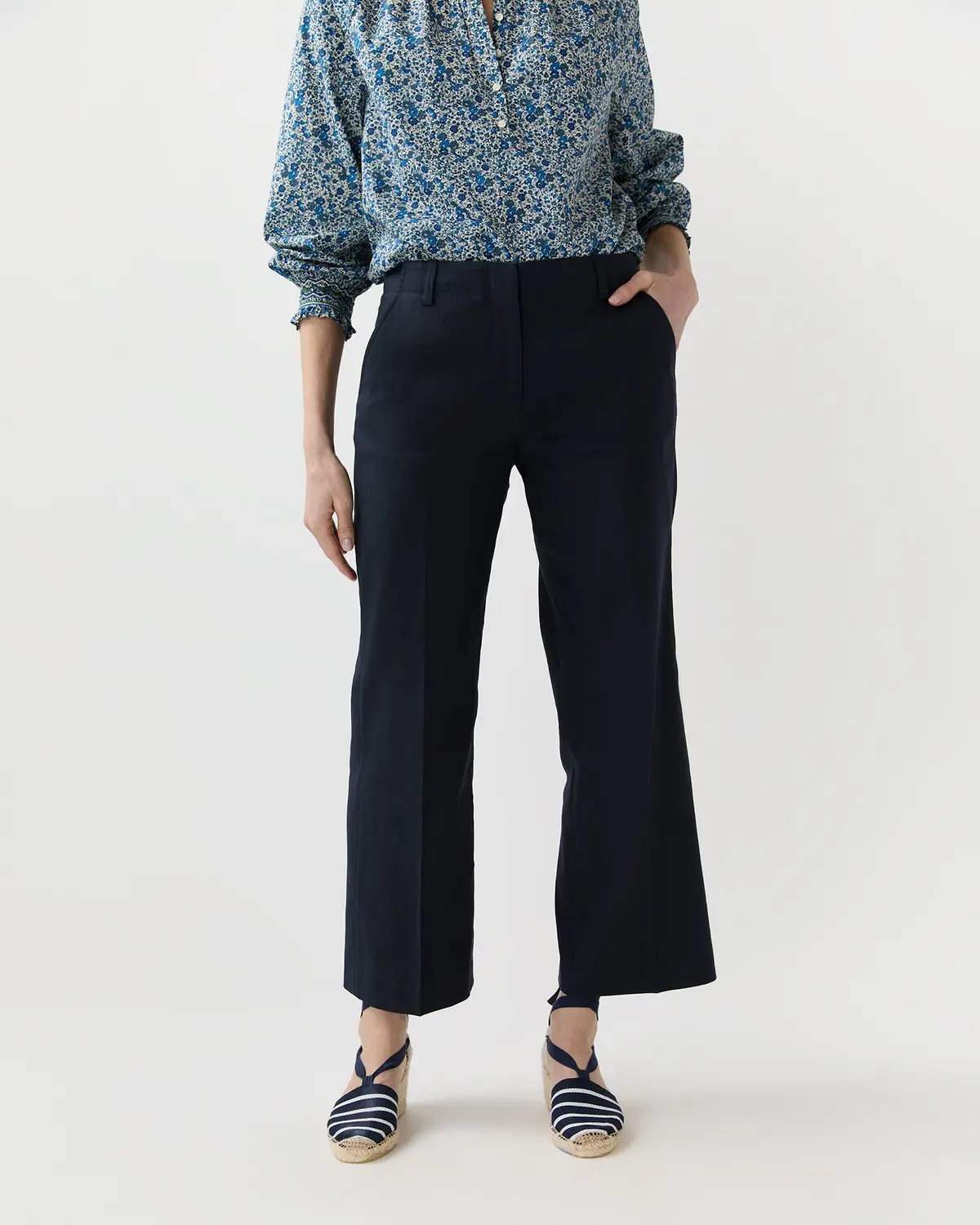 Frankie Cropped Pant In Navy Stretch Cotolino 1