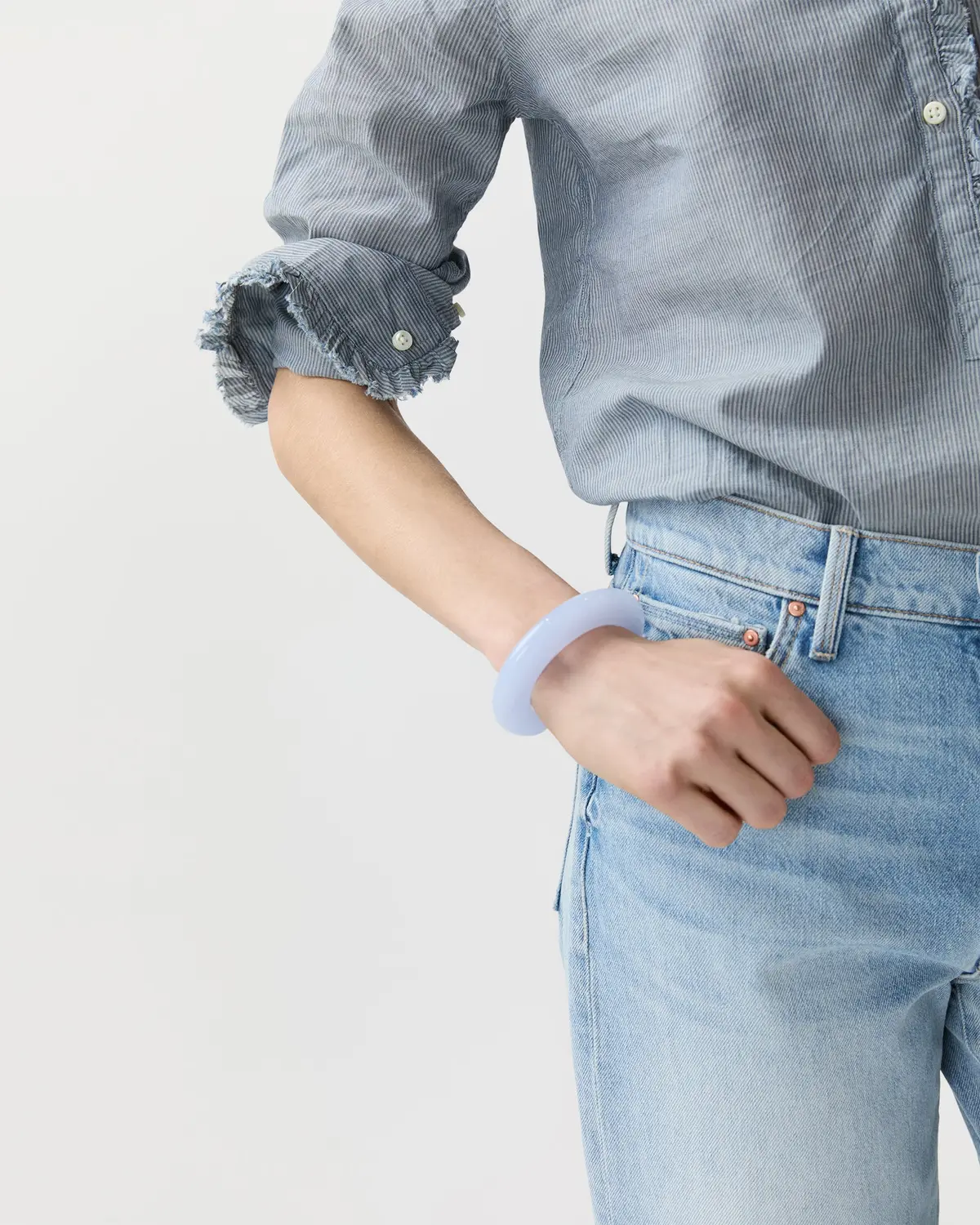 Ridge Cuff In Marbled Blue Lace 2