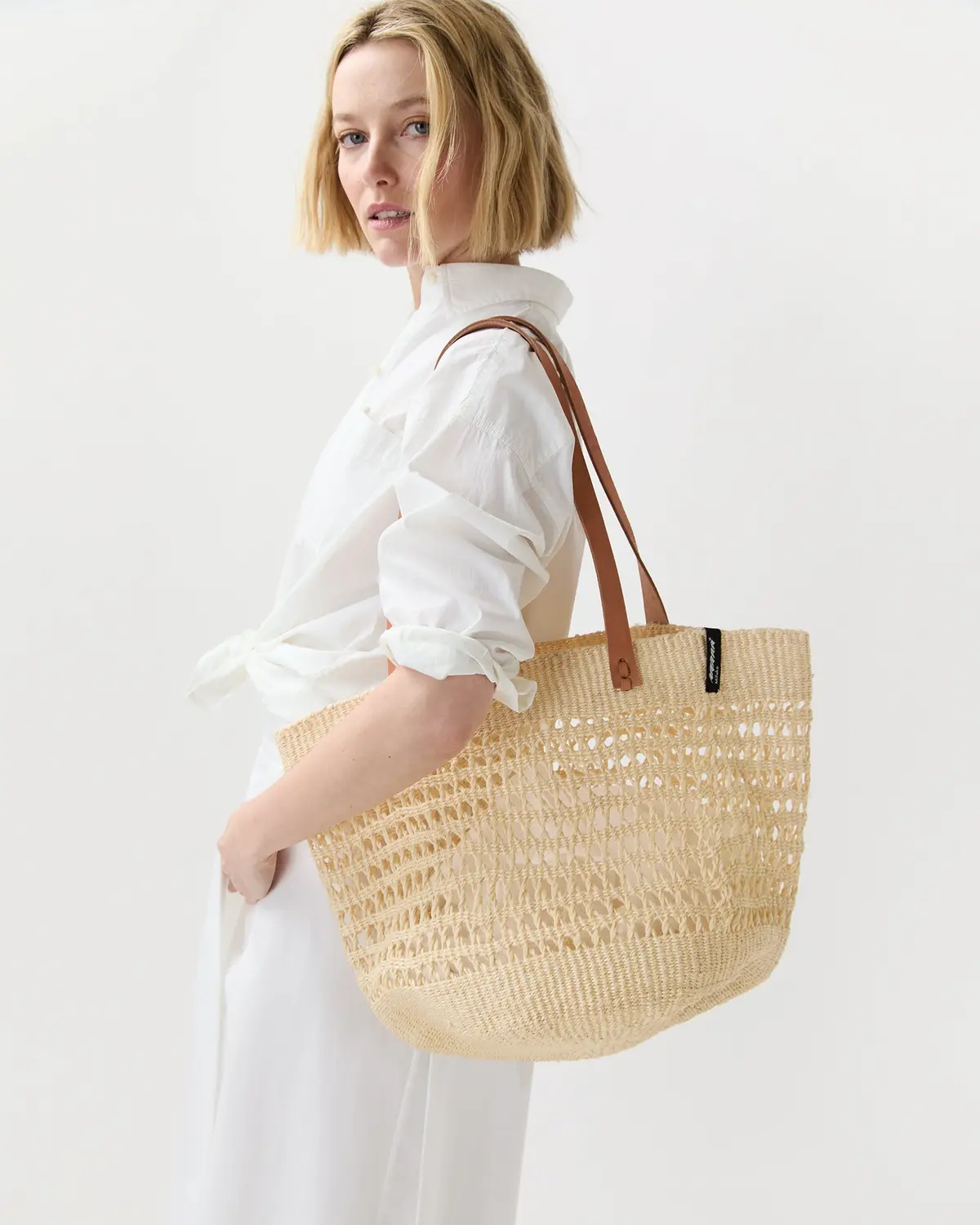 Kiondo Shopper Basket In Natural Open Weave 1