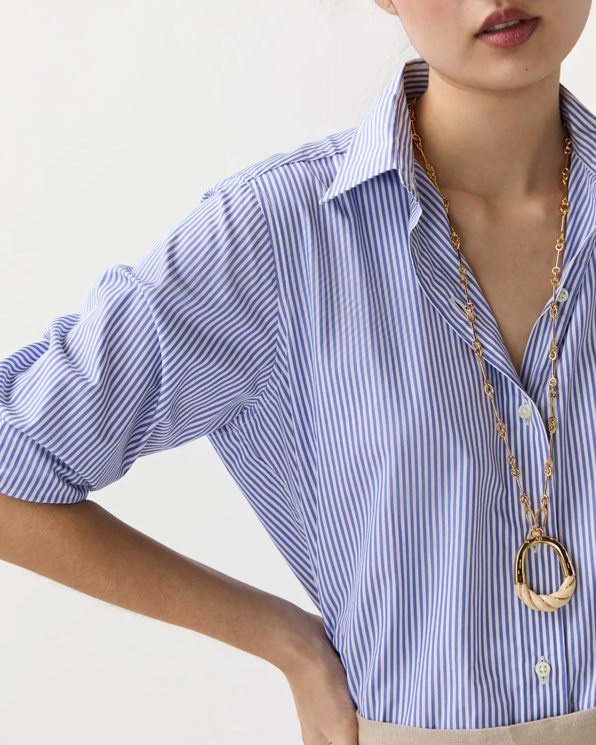 Diana Long Necklace In Ivory Colored Bakelite 2